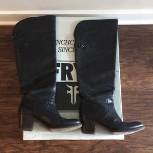 Jane Tall Cuff Black